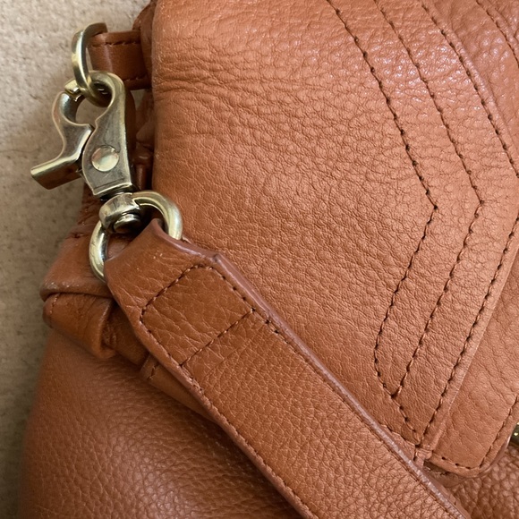 Foley & Corrina bag shoulder fold over or short handle. Soft - Picture 9 of 9